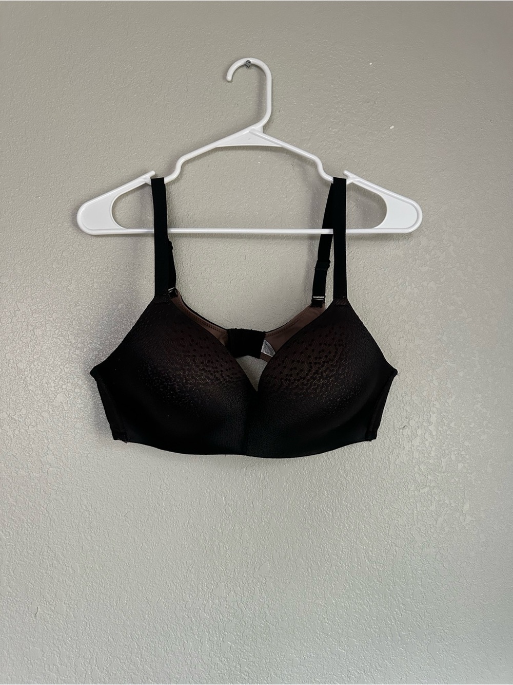 EUC Wacoal Back Appeal Wire-Free T-Shirt Bra